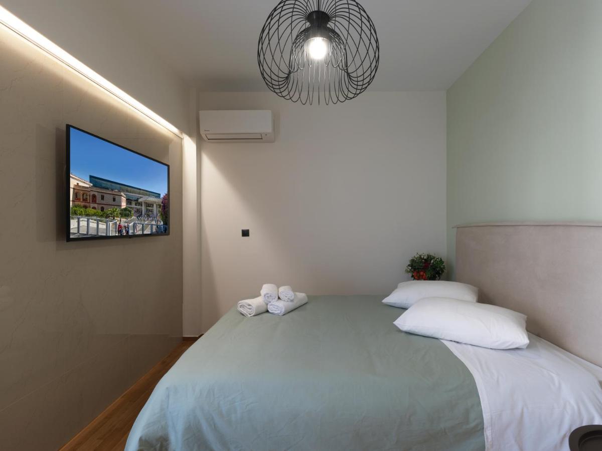 Metro Fix Apartment Athens Ngoại thất bức ảnh