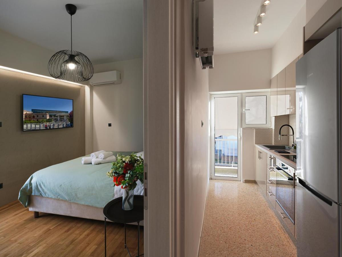 Metro Fix Apartment Athens Ngoại thất bức ảnh