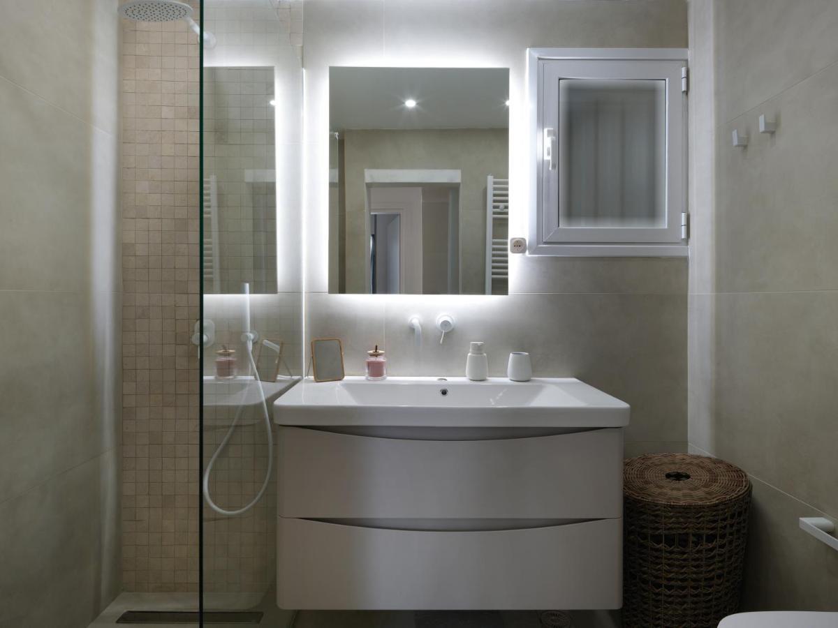 Metro Fix Apartment Athens Ngoại thất bức ảnh